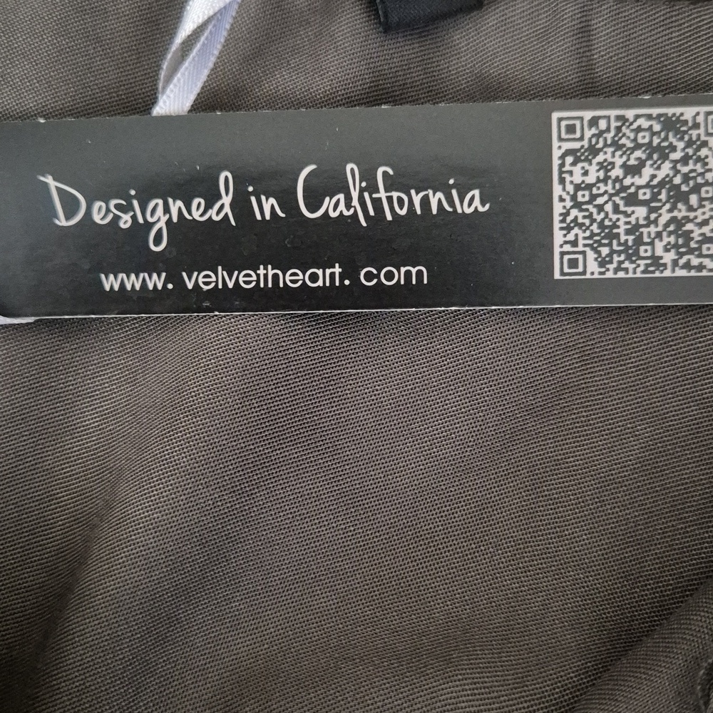 Velvet Heart Green Dress - Picture 6 of 6